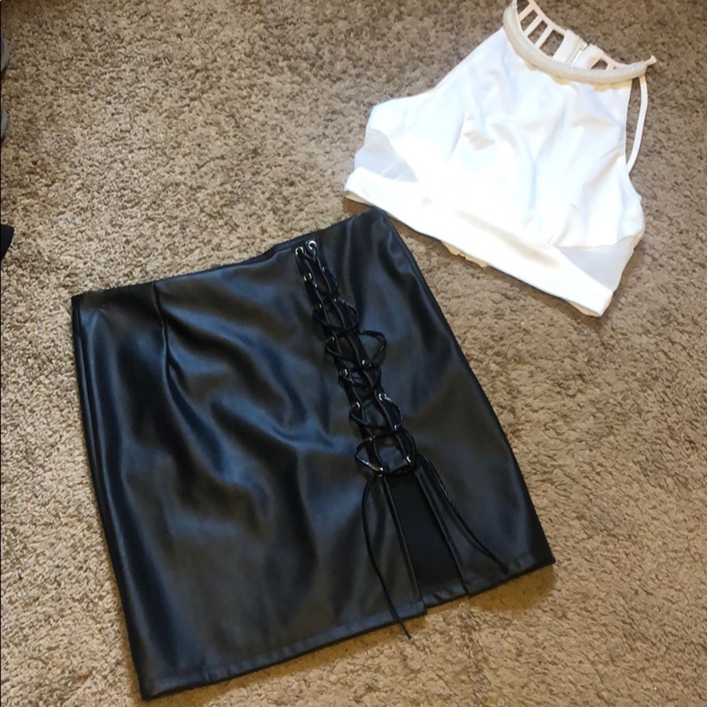 Crop top off white